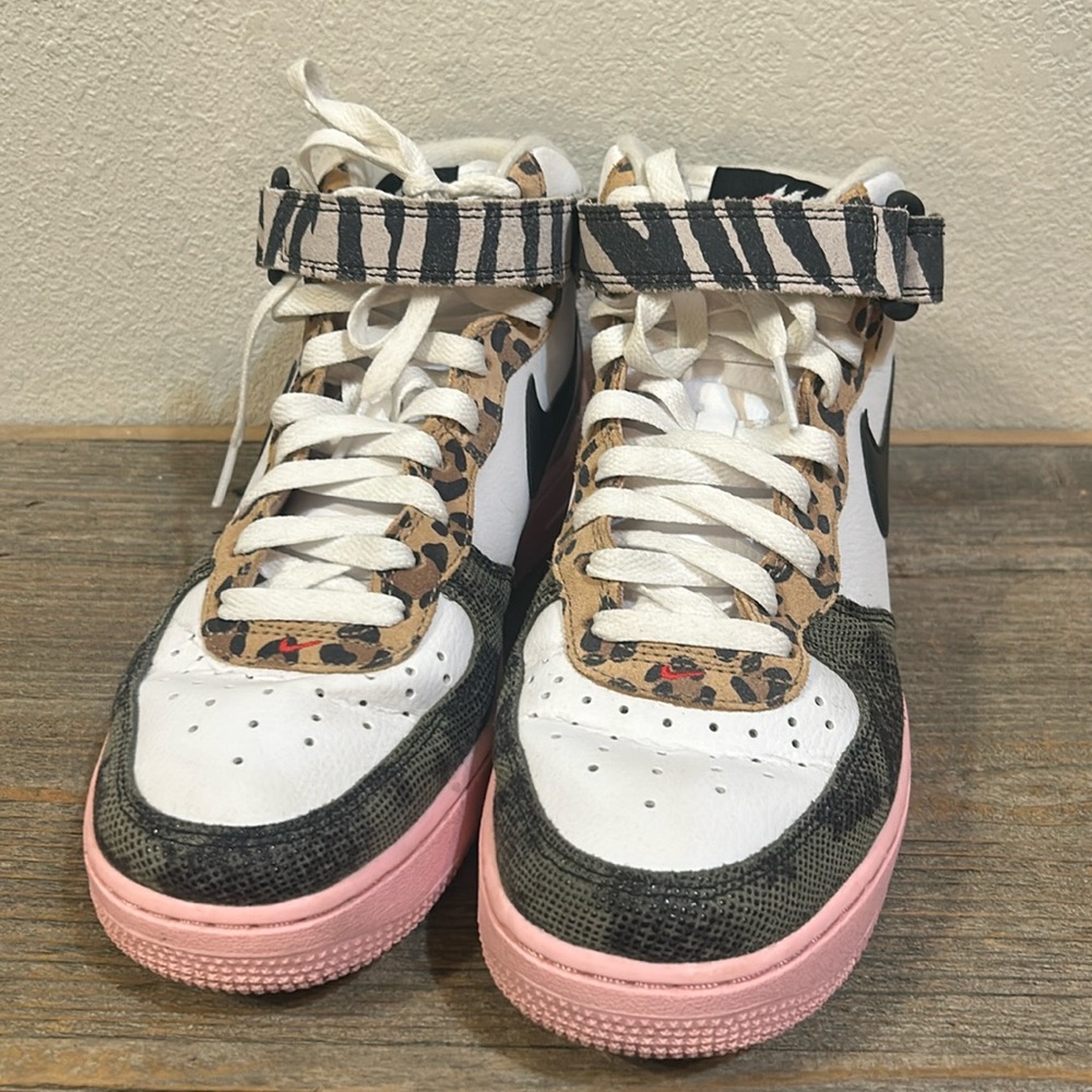 Women’s Nike Air Force 1 Mid Tunnel Walk